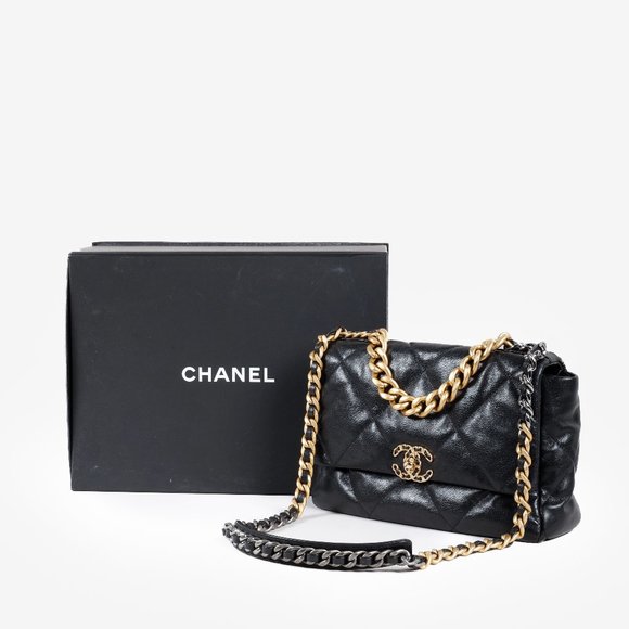 Chanel 19 Large Black Lambskin Quilted Handbag - Picture 14 of 14